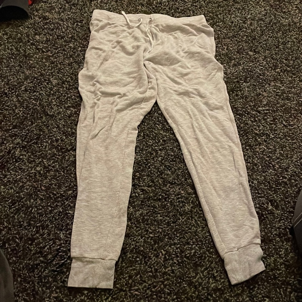 Yogalicious joggers size M